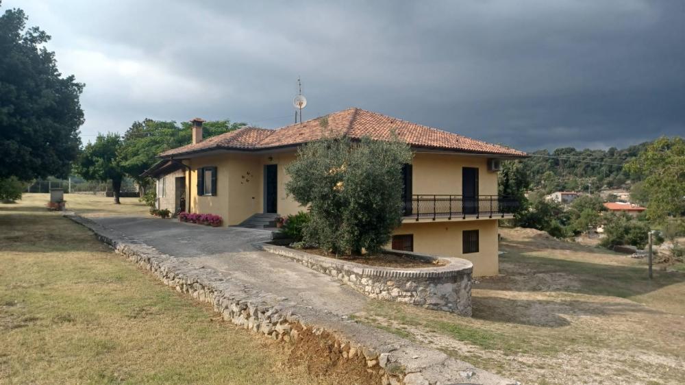 Villa plurilocale in vendita a Amaseno - Villa plurilocale in vendita a Amaseno