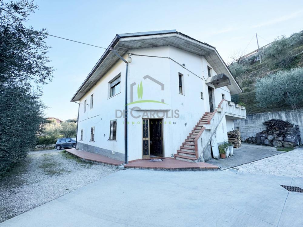 Casa plurilocale in vendita a Ascoli Piceno - Casa plurilocale in vendita a Ascoli Piceno