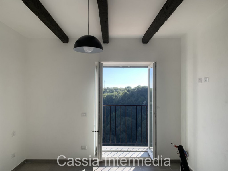 appartamento in vendita a Castel Sant'Elia