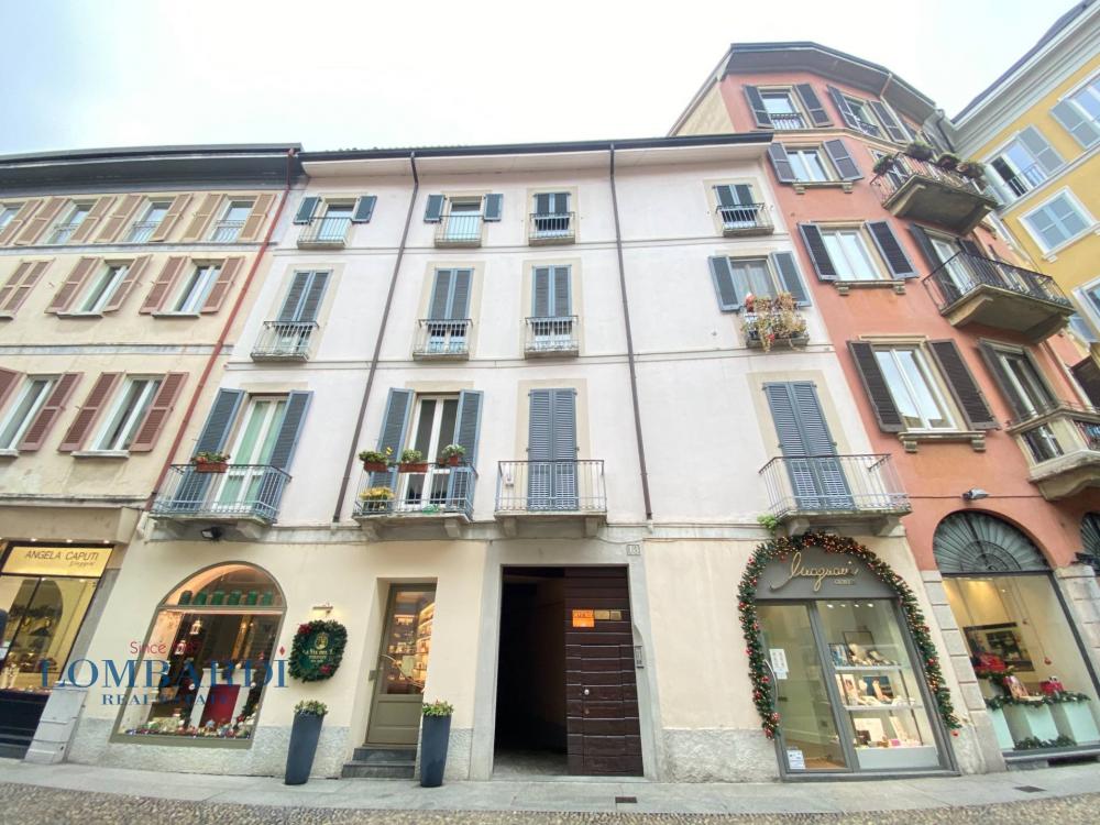 negozio in affitto a Milano
