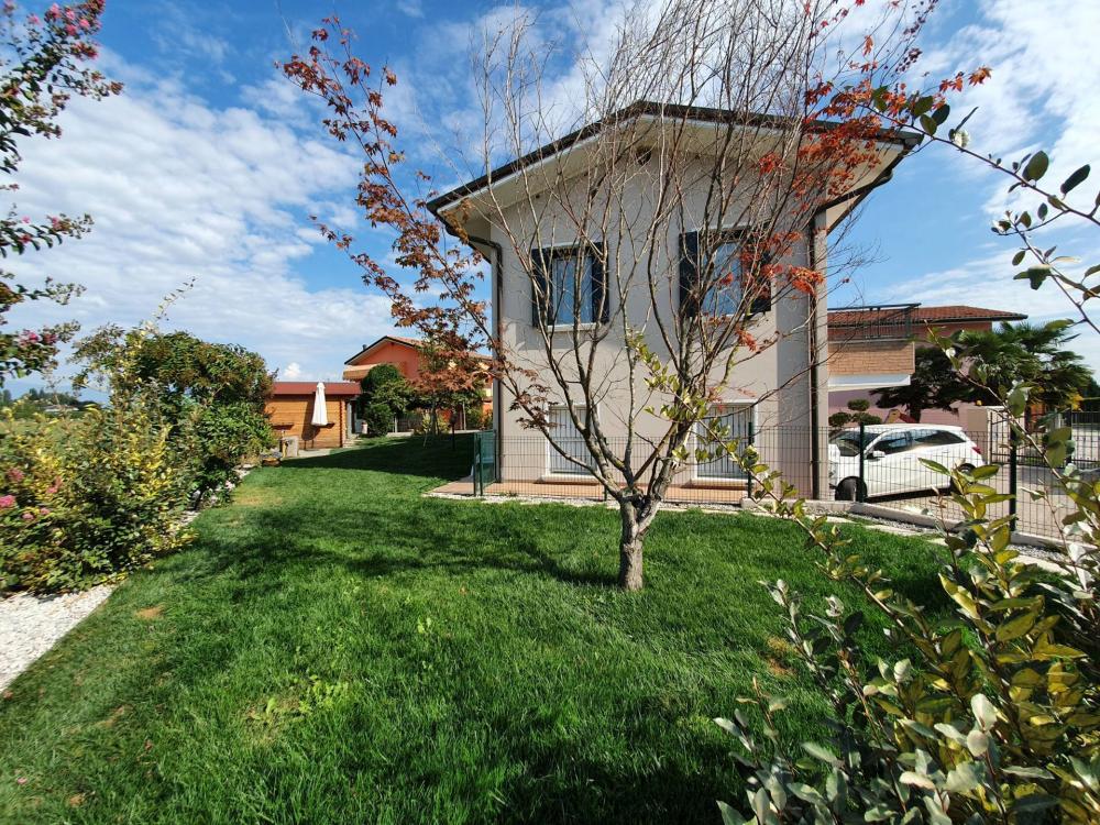 Villa indipendente plurilocale in vendita a San Polo di Piave - Villa indipendente plurilocale in vendita a San Polo di Piave