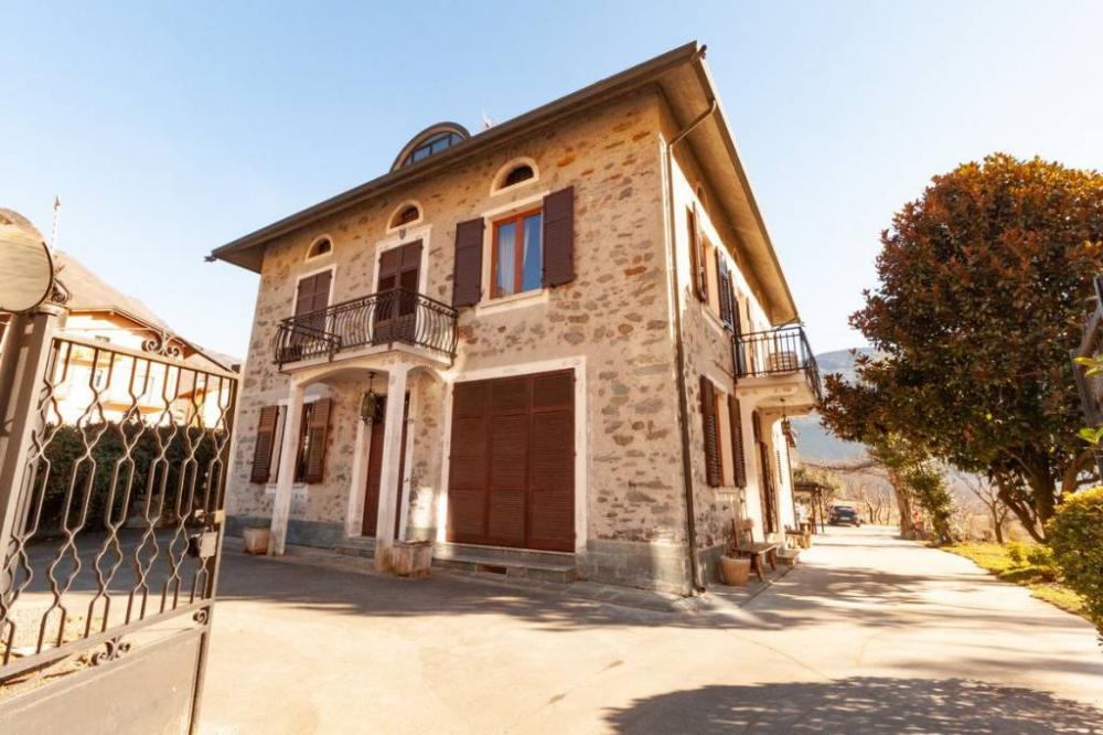 2534b7b16e1408be961fecd56559b64f - Villa plurilocale in vendita a Bianzone