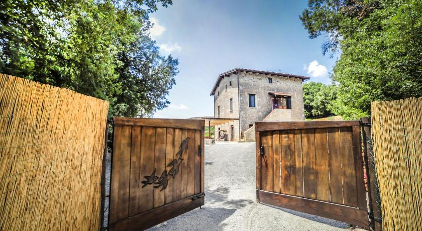 Villa indipendente plurilocale in vendita a San Giovanni a Piro - Villa indipendente plurilocale in vendita a San Giovanni a Piro