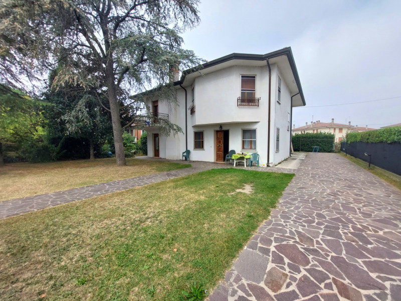 villa in vendita a Adria