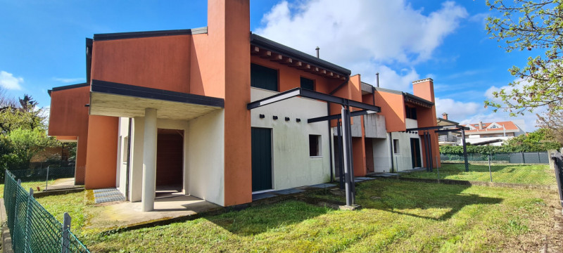 Casa plurilocale in vendita a piombino-dese - Casa plurilocale in vendita a piombino-dese