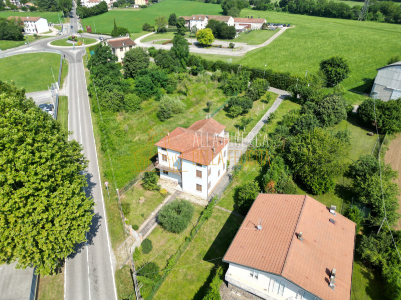 Casa quadrilocale in vendita a schio - Casa quadrilocale in vendita a schio