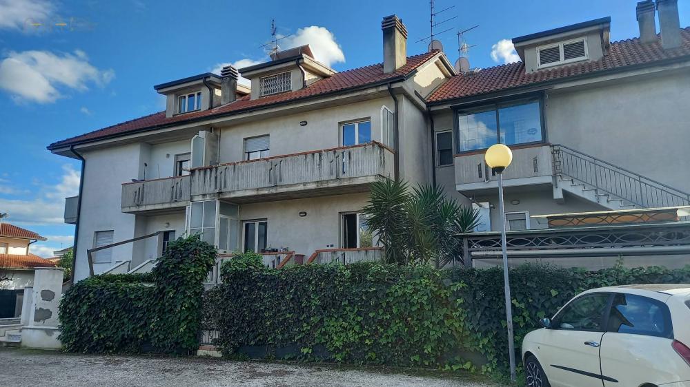 Appartamento plurilocale in vendita a Ascoli Piceno - Appartamento plurilocale in vendita a Ascoli Piceno