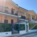 Appartamento plurilocale in vendita a Colli del Tronto