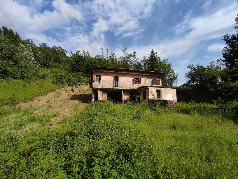 casa in vendita a Azzano d'Asti