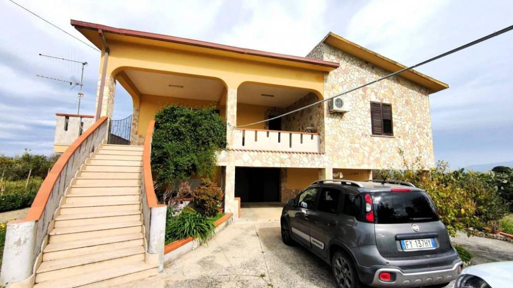 ecd9bd7e864fd445f279fe41e3568e3b - Villa trilocale in vendita a Partinico