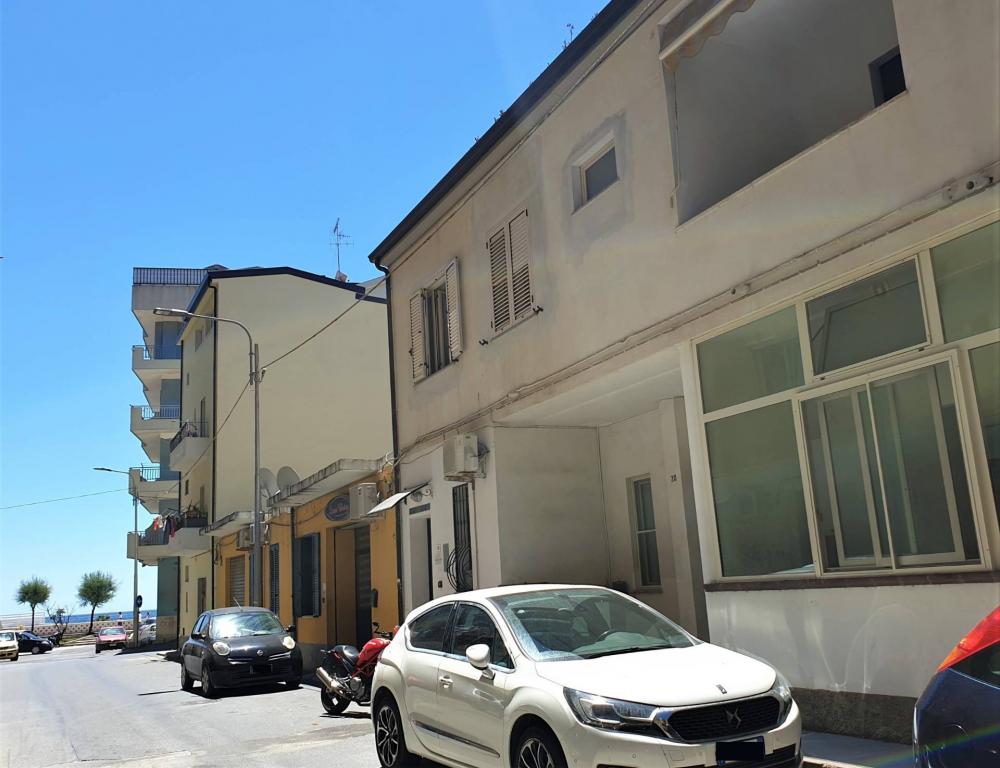 Appartamento trilocale in affitto a Catanzaro - Appartamento trilocale in affitto a Catanzaro