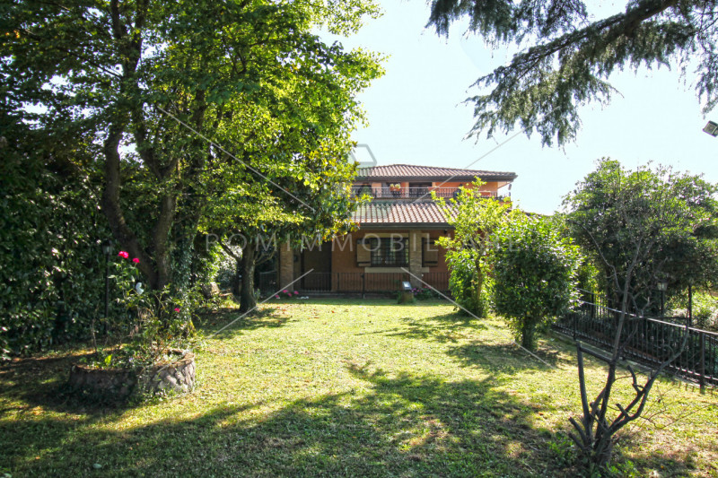 Villa plurilocale in vendita a san-cesareo - Villa plurilocale in vendita a san-cesareo