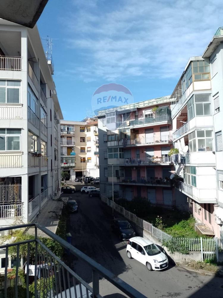 Appartamento quadrilocale in vendita a Gravina di Catania - Appartamento quadrilocale in vendita a Gravina di Catania