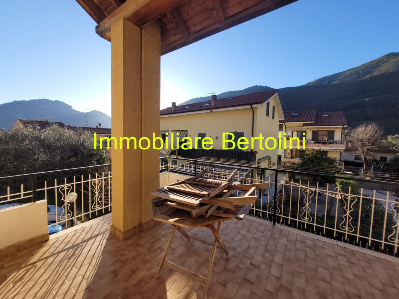Bifamiliare trilocale in vendita a ventimiglia - Bifamiliare trilocale in vendita a ventimiglia