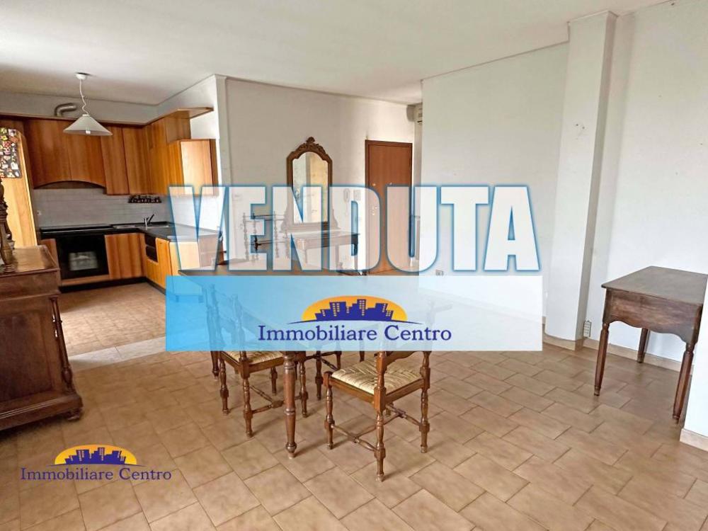 5429d351366c4a9057954e78ca1d87d1 - Appartamento quadrilocale in vendita a Povegliano Veronese