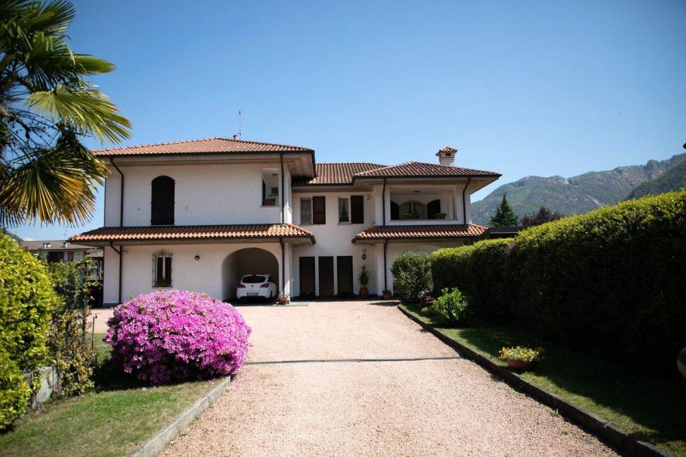 villa in vendita a Gravellona Toce