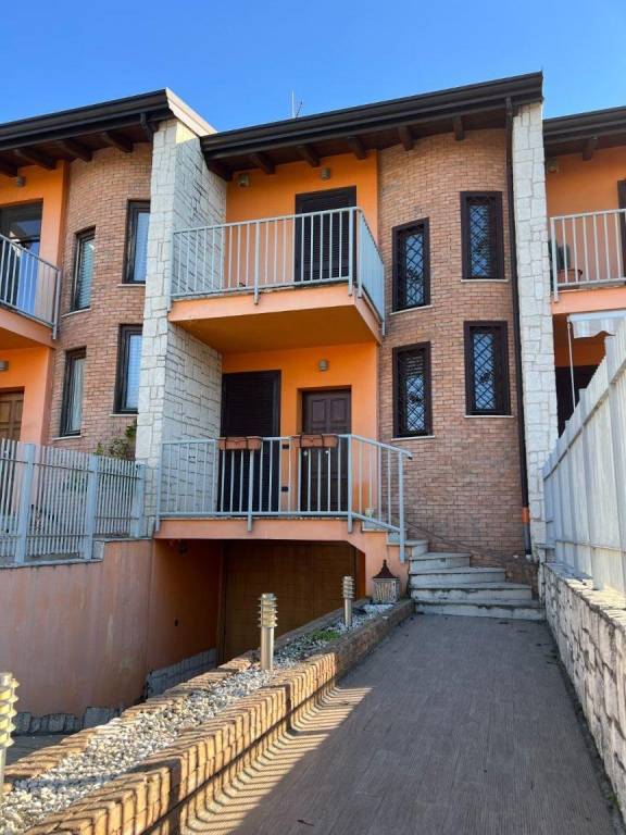 bf6b5f8db21776338e2bb0e435208bc5 - Appartamento quadrilocale in vendita a Pomigliano d'Arco