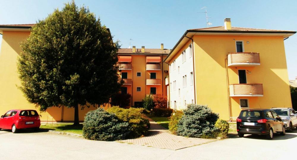Appartamento plurilocale in vendita a Ferrara - Appartamento plurilocale in vendita a Ferrara