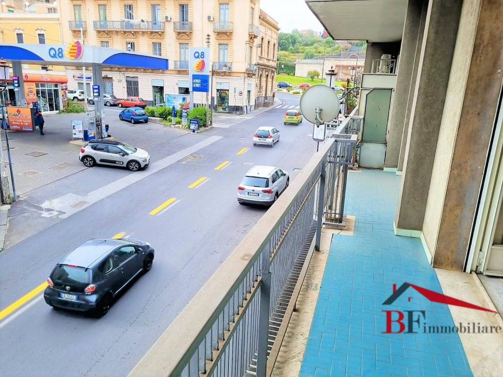 Appartamento plurilocale in affitto a Catania - Appartamento plurilocale in affitto a Catania