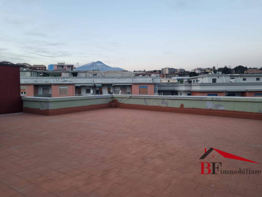 Appartamento quadrilocale in vendita a Gravina di Catania - Appartamento quadrilocale in vendita a Gravina di Catania