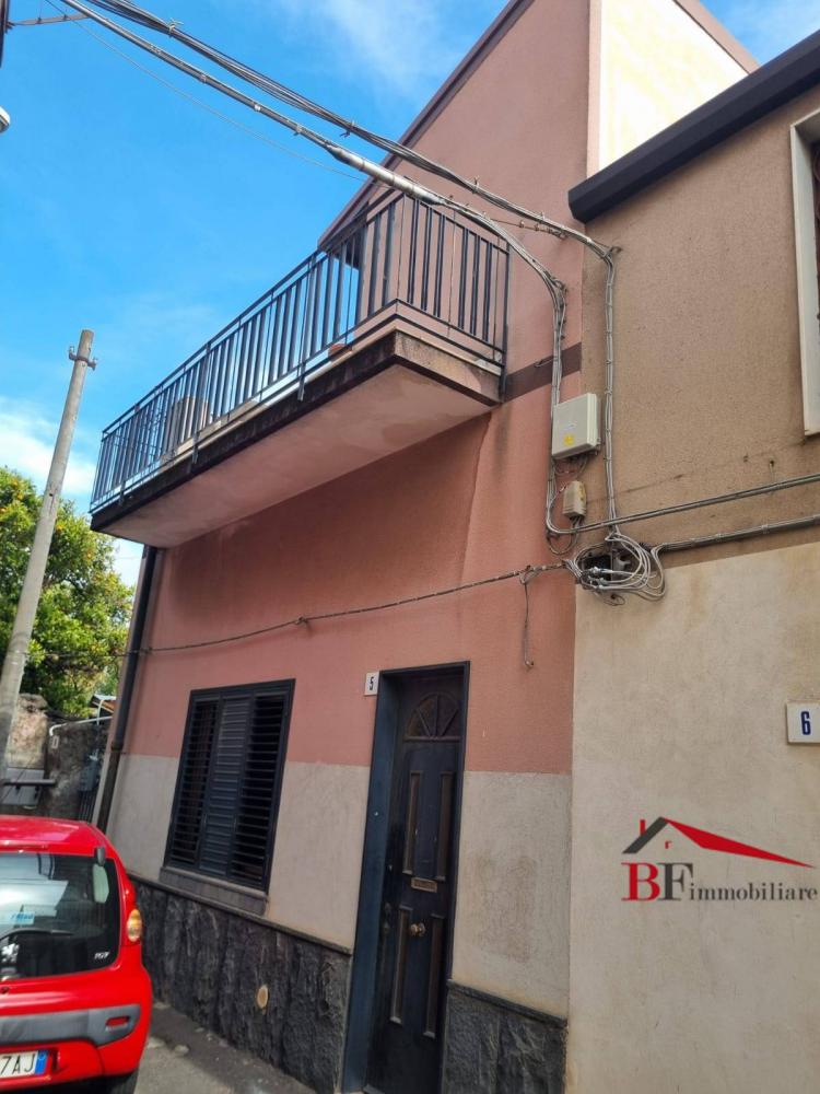 Casa quadrilocale in vendita a Gravina di Catania - Casa quadrilocale in vendita a Gravina di Catania