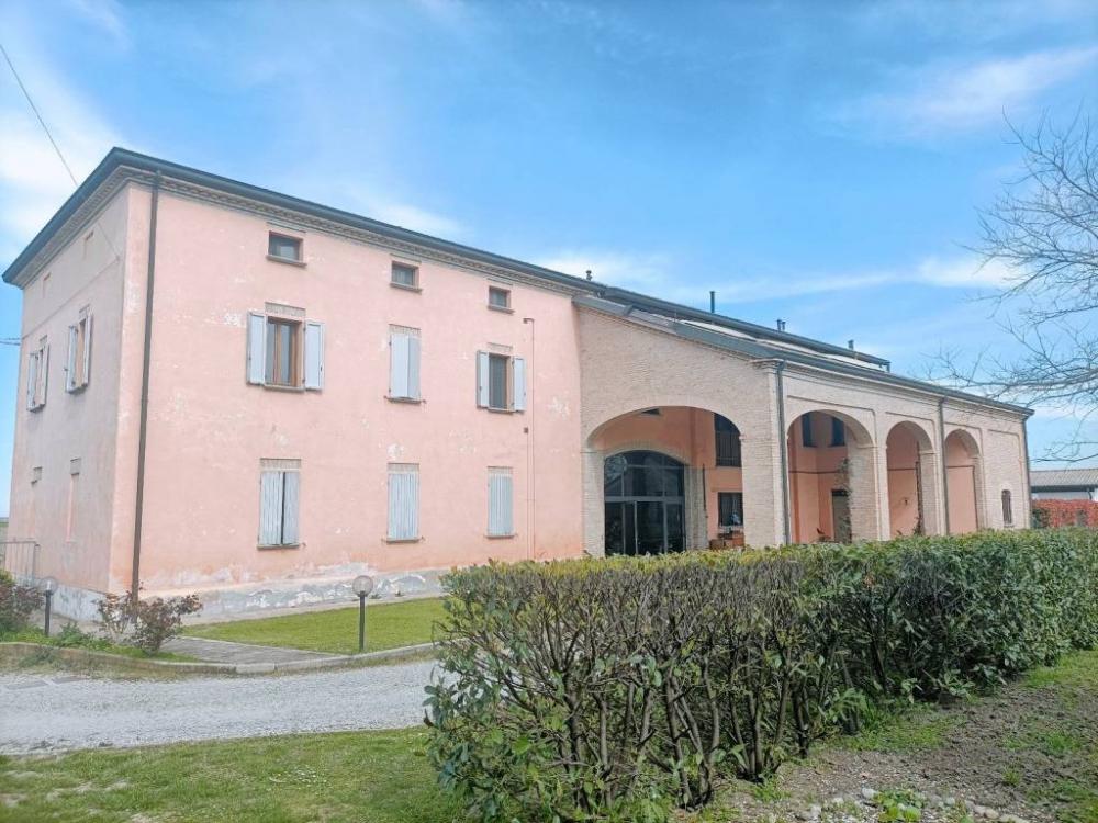 1d1bd09dadb7a4fbd9f3387327438337 - Appartamento quadrilocale in vendita a Parma