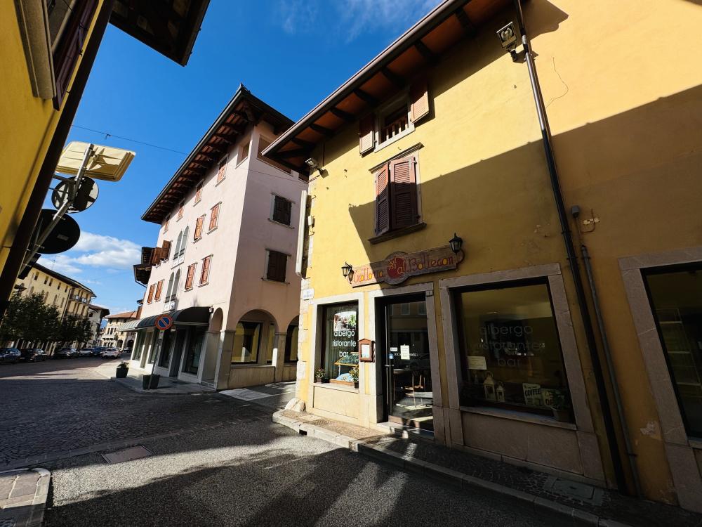 Albergo in vendita a Tricesimo - Albergo in vendita a Tricesimo