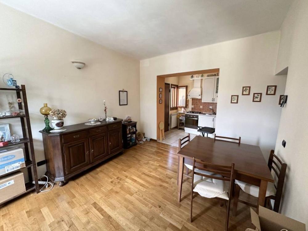 8d5f1b315ff4a4cfad3a8110d8bc54c4 - Appartamento bilocale in vendita a Golasecca