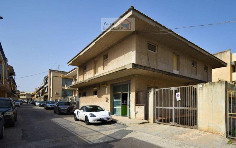 Villa indipendente plurilocale in vendita a avola - Villa indipendente plurilocale in vendita a avola