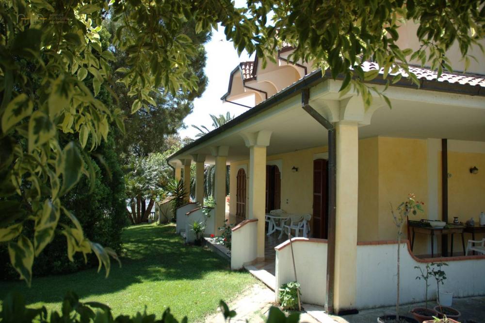 villa indipendente in vendita a San Benedetto del Tronto