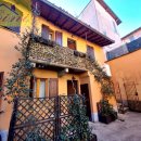 Casa quadrilocale in vendita a Lecco