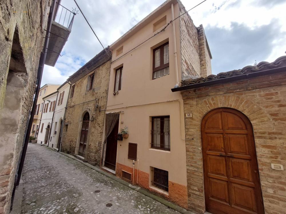 Casa trilocale in vendita a Ripatransone - Casa trilocale in vendita a Ripatransone