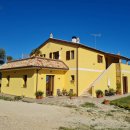 Rustico / casale plurilocale in vendita a Ripatransone