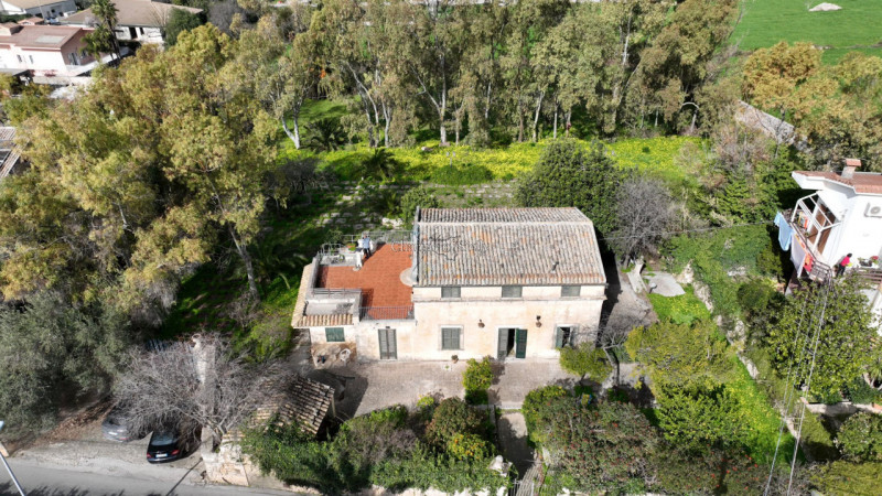 Casa quadrilocale in vendita a modica - Casa quadrilocale in vendita a modica