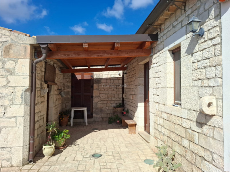 Casa quadrilocale in vendita a modica - Casa quadrilocale in vendita a modica