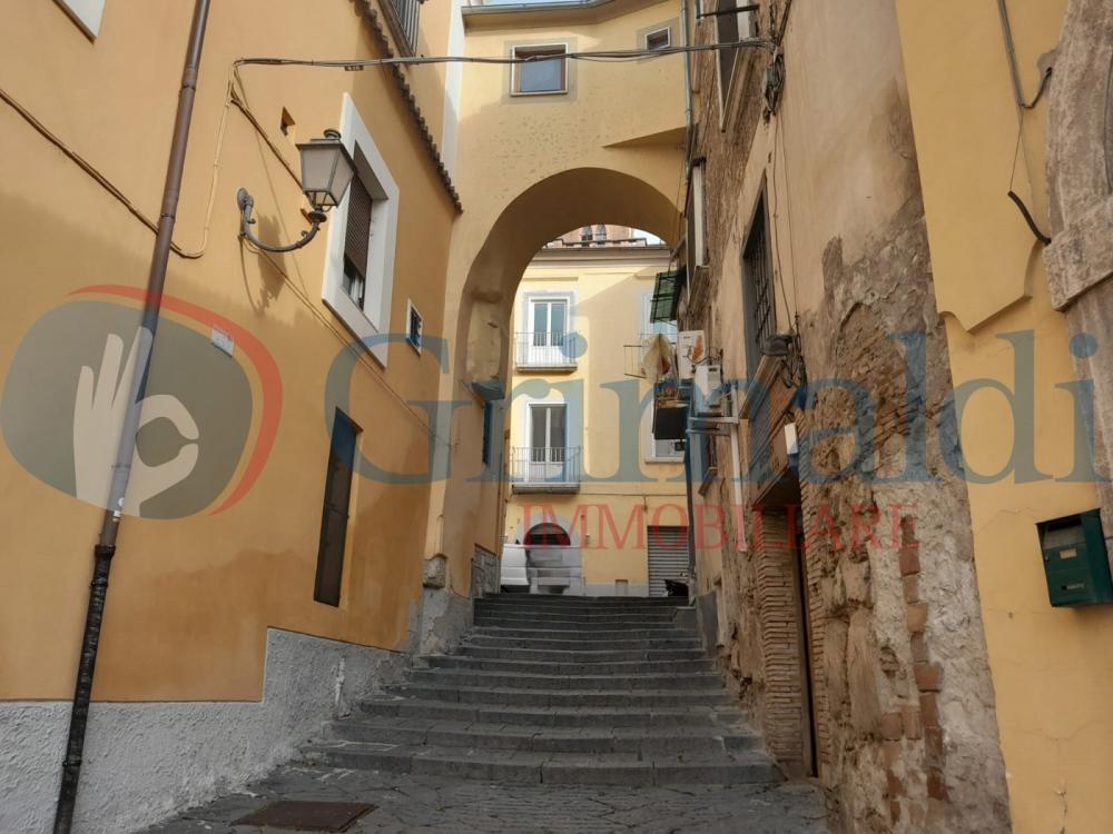 Negozio in vendita a benevento - Negozio in vendita a benevento