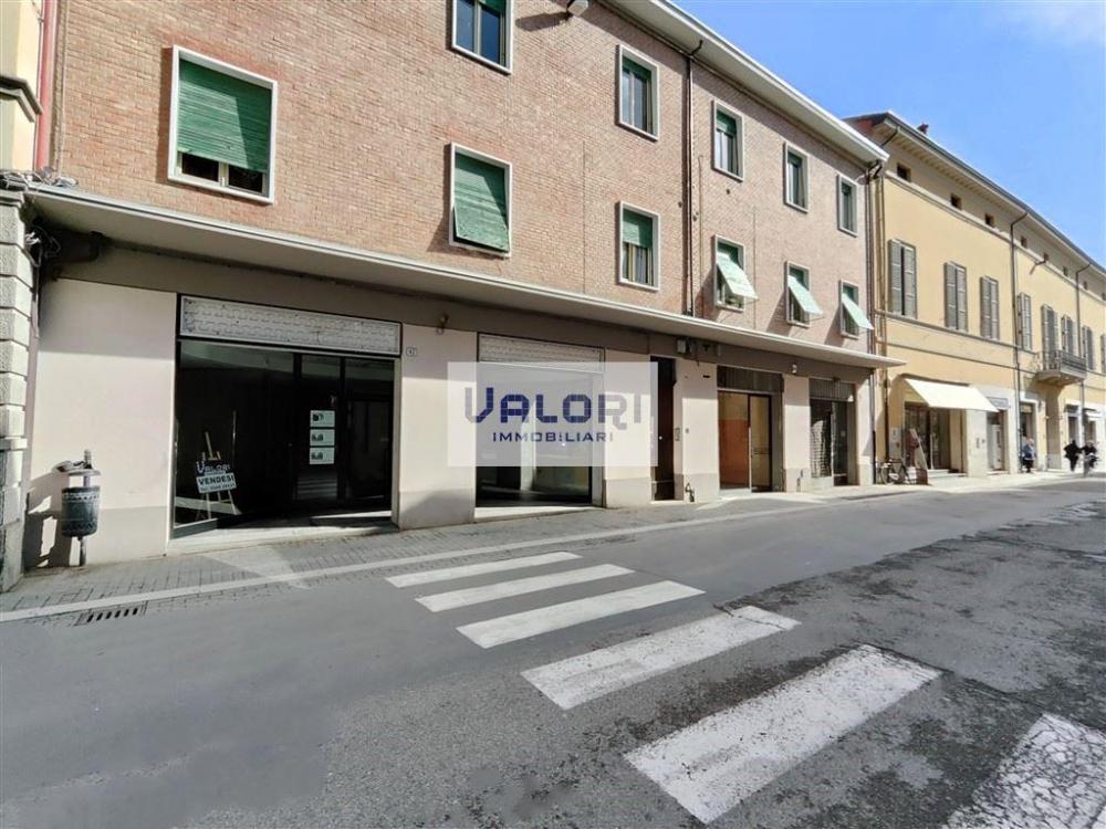 Negozio bilocale in vendita a faenza - Negozio bilocale in vendita a faenza