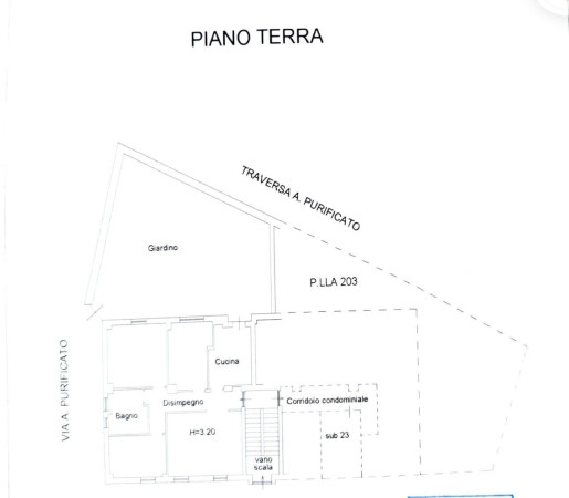 bfed1d3db6b006306e2458848e3d7c68 - Appartamento quadrilocale in vendita a Catanzaro