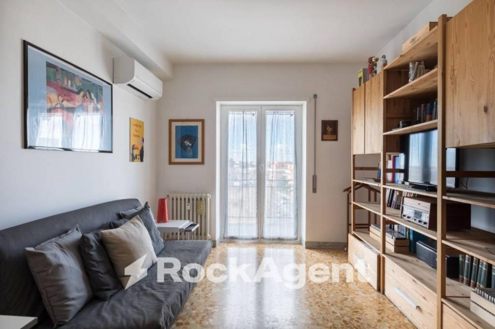 45a6755fc2201b24bd1312fedc1cda2d - Appartamento quadrilocale in vendita a Roma