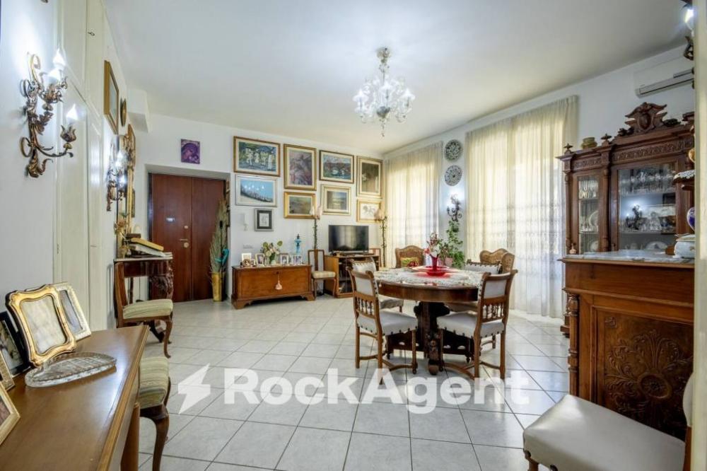 9e4d3fb5ba246d993d7a36cc6fe0ffd7 - Appartamento quadrilocale in vendita a Roma