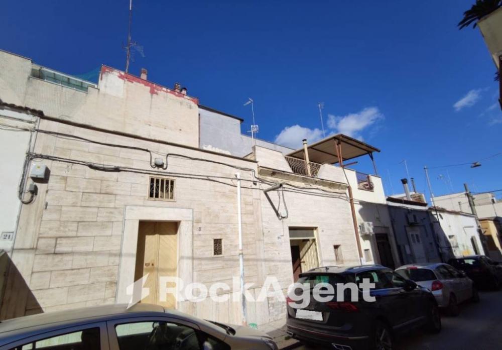 03f84b00d0a1bd1eda9947eb2df7a85c - Casa trilocale in vendita a Cerignola