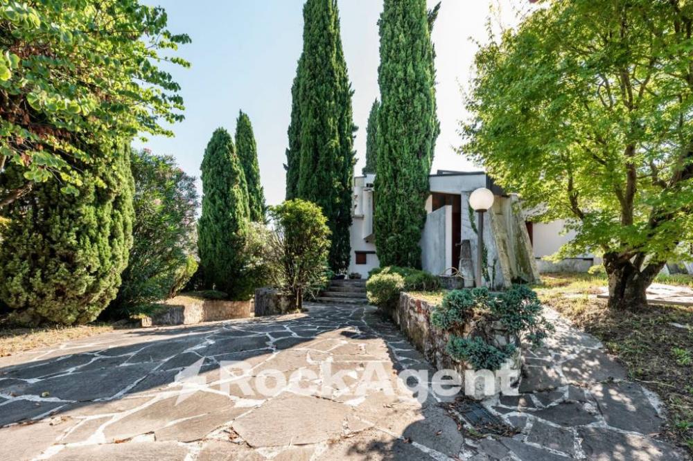 9241a4478b5a27f38428eea2e6432a04 - Villa plurilocale in vendita a Castelfranco Veneto