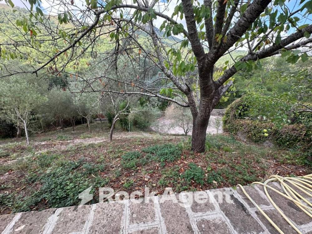 b902964f7c741d6e07958bc16dbcaf0d - Villa plurilocale in vendita a Ruviano