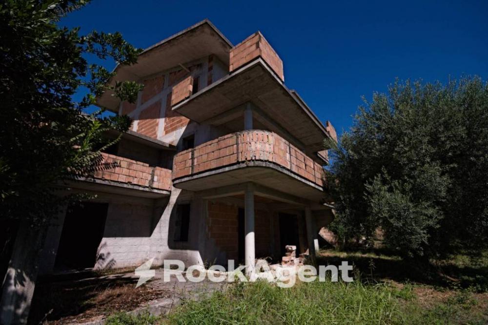 7a74f6f2d1a1bc2bc074300fb6dd463d - Villa plurilocale in vendita a Spigno Saturnia