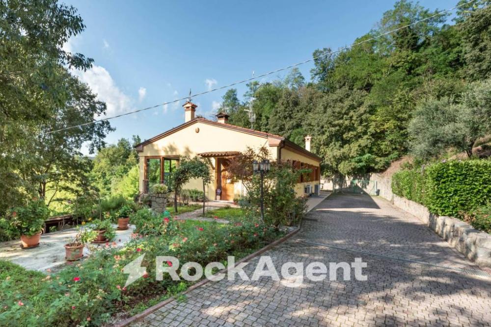 21e2df5ed2b6bdffe1e5da5e208e7407 - Villa plurilocale in vendita a Teolo