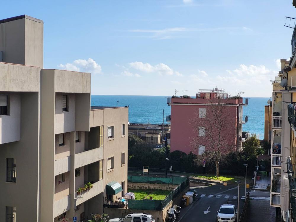Appartamento plurilocale in vendita a Genova - Appartamento plurilocale in vendita a Genova