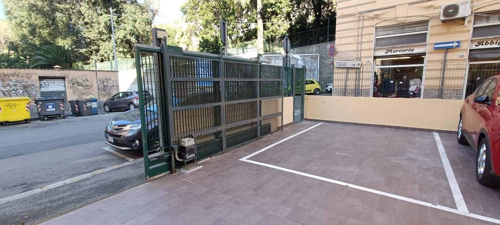 Garage monolocale in vendita a Genova - Garage monolocale in vendita a Genova