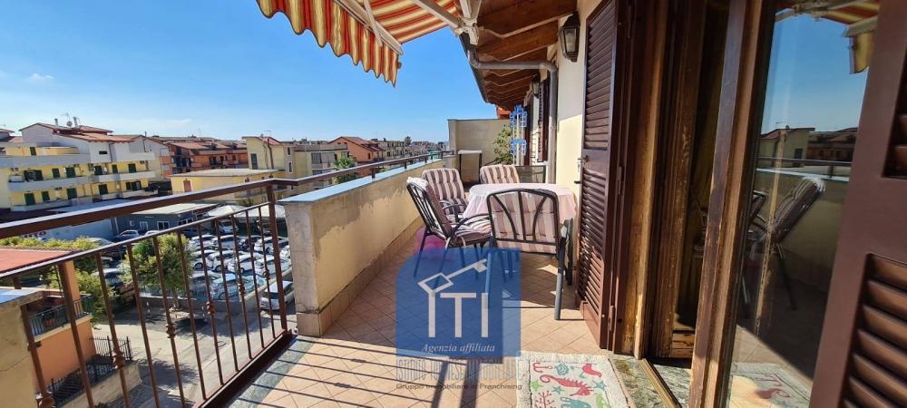 Appartamento trilocale in vendita a Giugliano in Campania - Appartamento trilocale in vendita a Giugliano in Campania