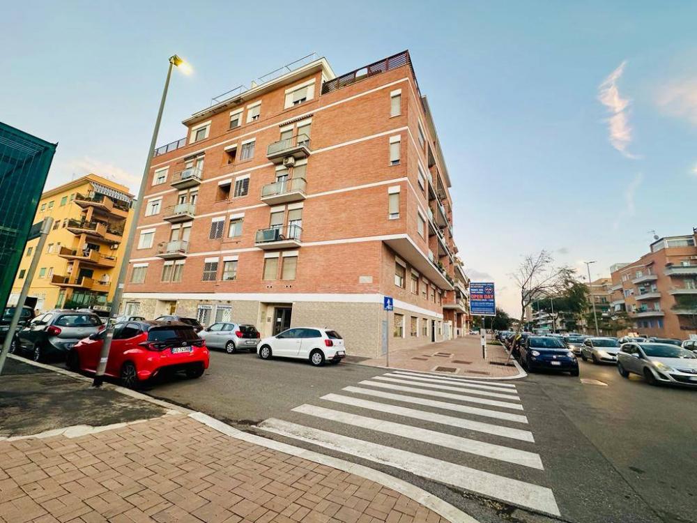 Appartamento trilocale in affitto a Roma - Appartamento trilocale in affitto a Roma