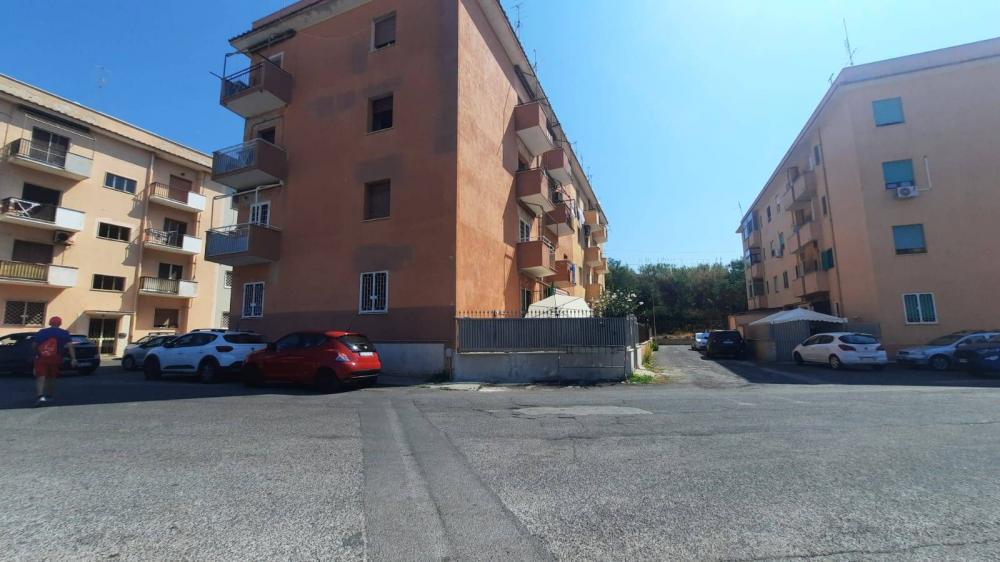 Appartamento trilocale in vendita a Anzio - Appartamento trilocale in vendita a Anzio